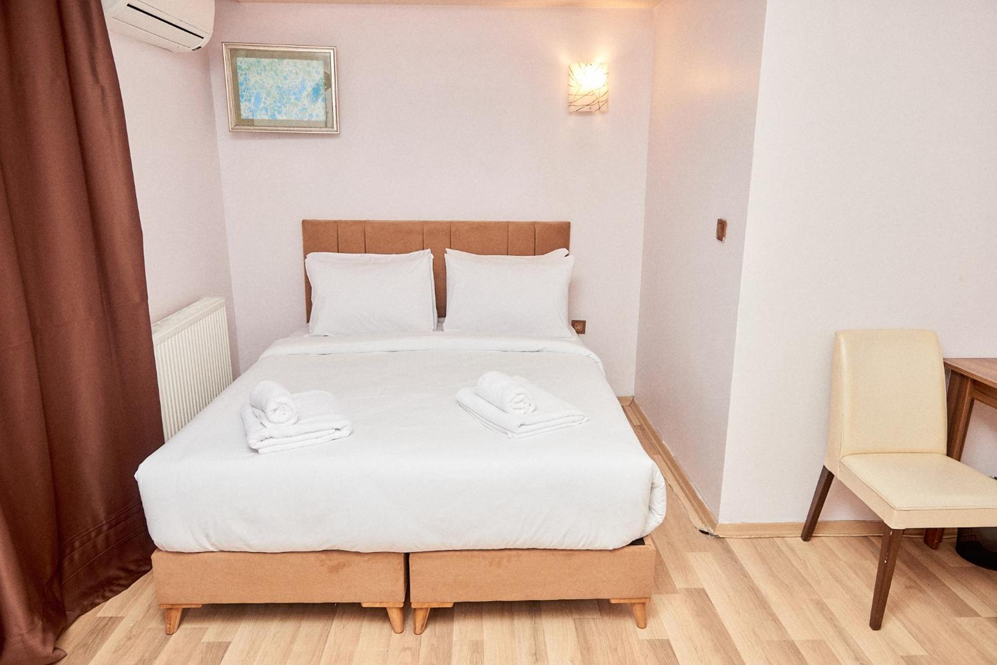 Nuageux House Hotel Istanbul Bagian luar foto